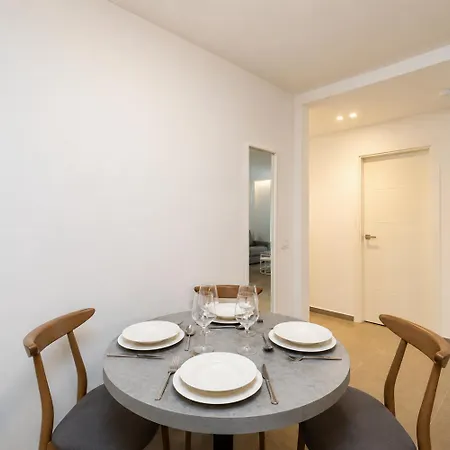 Apartment Ereza 1.2